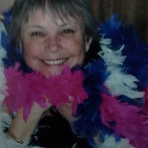 Meet your Posher, Sandy